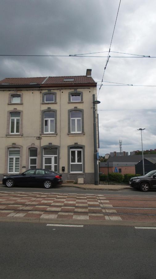 La Lodelinsartoise - Meuble De Vacances 3 Cles Charleroi Zewnętrze zdjęcie