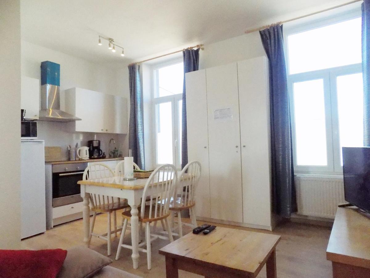 La Lodelinsartoise - Meuble De Vacances 3 Cles Charleroi Zewnętrze zdjęcie