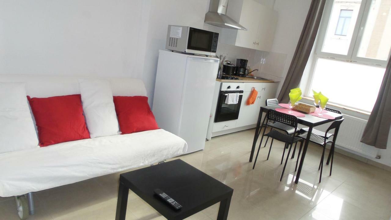 La Lodelinsartoise - Meuble De Vacances 3 Cles Charleroi Zewnętrze zdjęcie