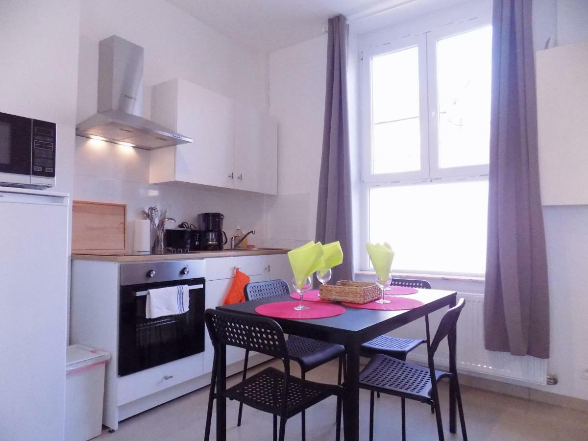 La Lodelinsartoise - Meuble De Vacances 3 Cles Charleroi Zewnętrze zdjęcie